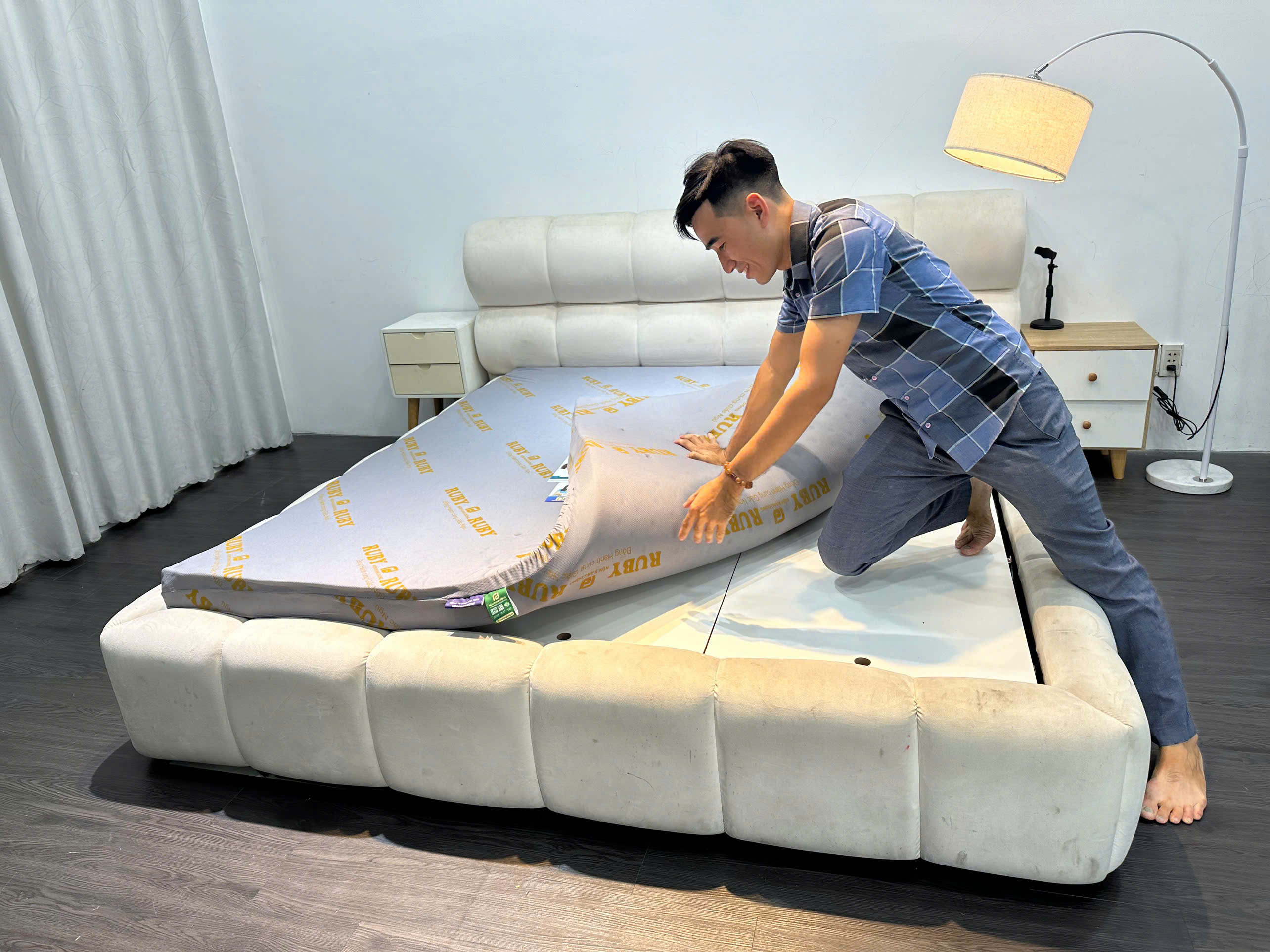 Nệm cao su Hoạt Tính - Nệm ruby Foam cao cấp Rạng đông