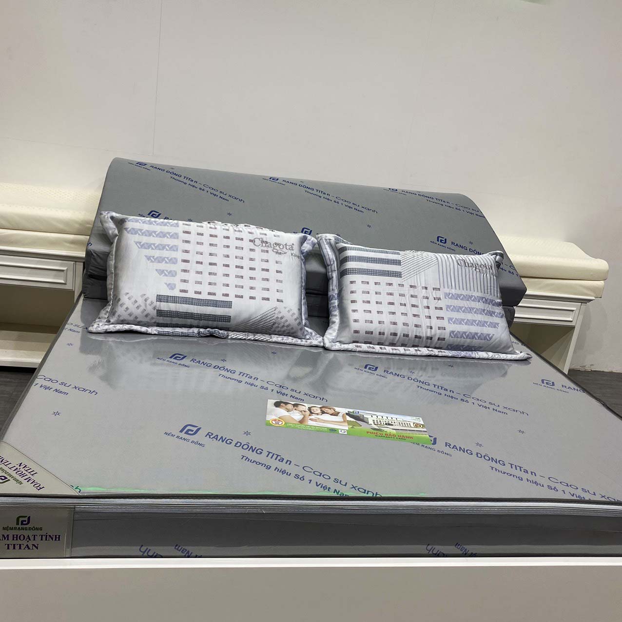 Nệm cao su Hoạt Tính Rạng Đông Titan Grey - Ảnh 3